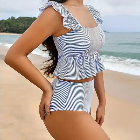 Swim suit set - Picture 2 of 3